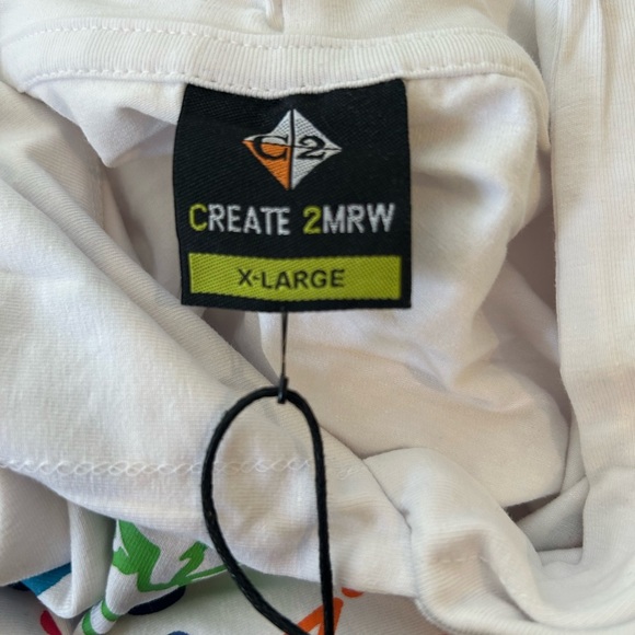 NWT Create 2mrw Men’s Long Sleeve Hoodie Tee - 
No Hand Outs - Picture 4 of 8